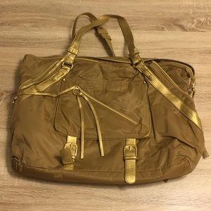 NWOT Sondra Roberts Squared Bag